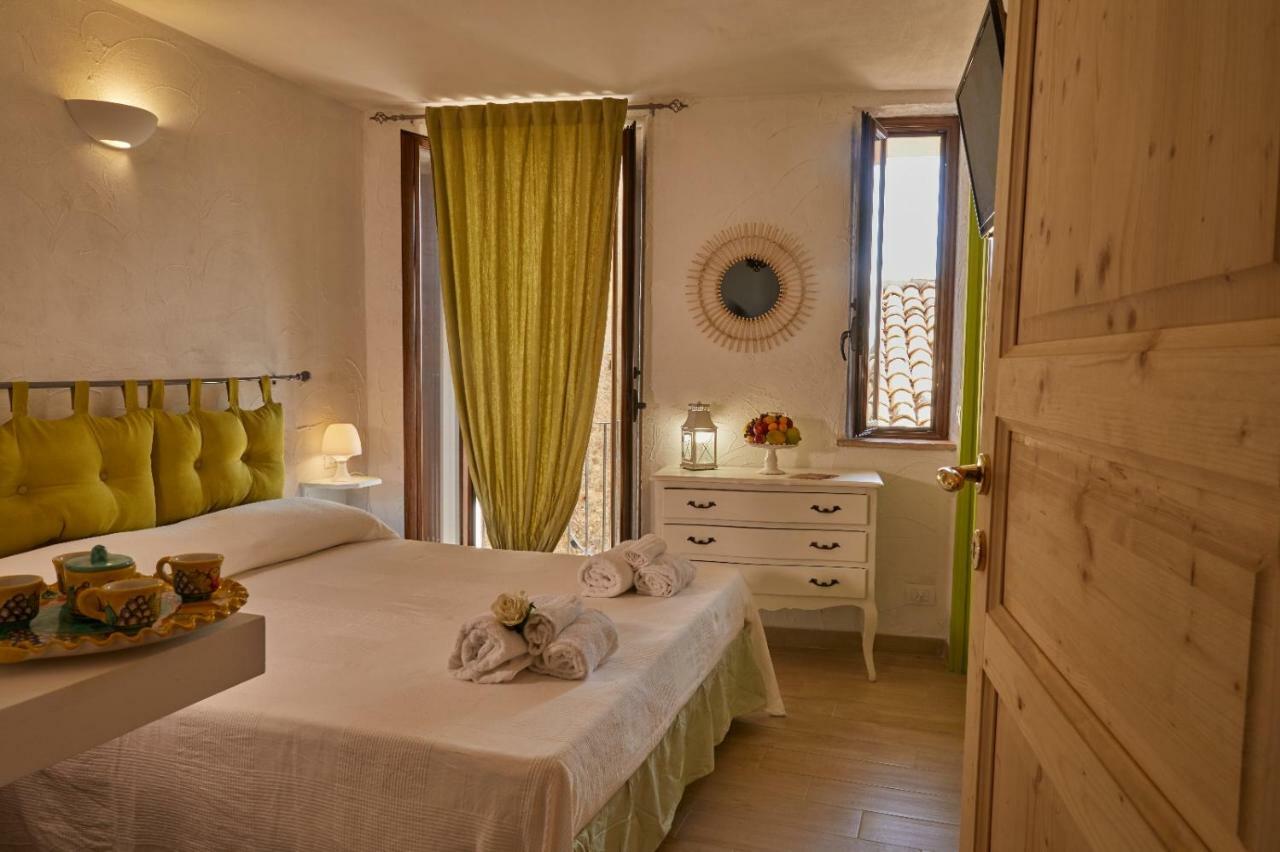 Perla Del Borgo Bed And Breakfast Санта-Катерина-делло-Ионио Экстерьер фото