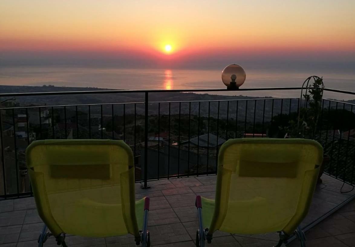 Perla Del Borgo Bed And Breakfast Санта-Катерина-делло-Ионио Экстерьер фото